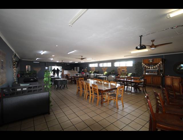 370M² RESTAURANT TO LET IN SALDANHA CENTRAL